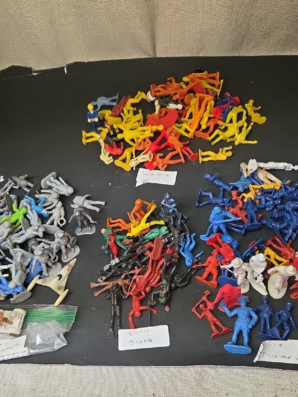 Vtg Lot Of plastic Toy Figures.
